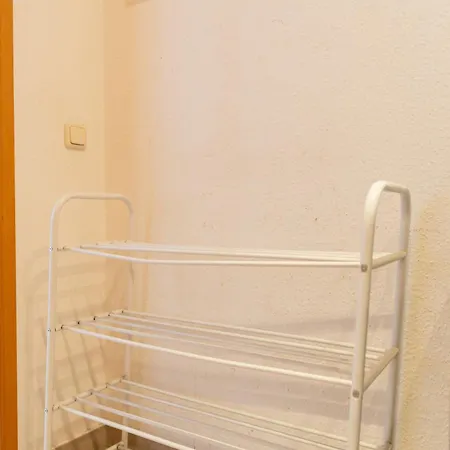 Flex Aparts - Moeblierte 2-raum In *