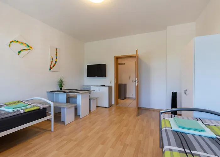 Flex Aparts - Moeblierte 2-raum In شقة